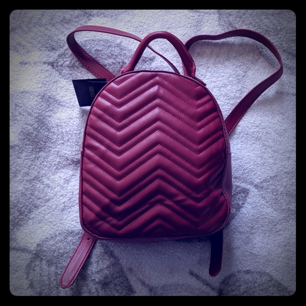 Red mini backpack nwt*